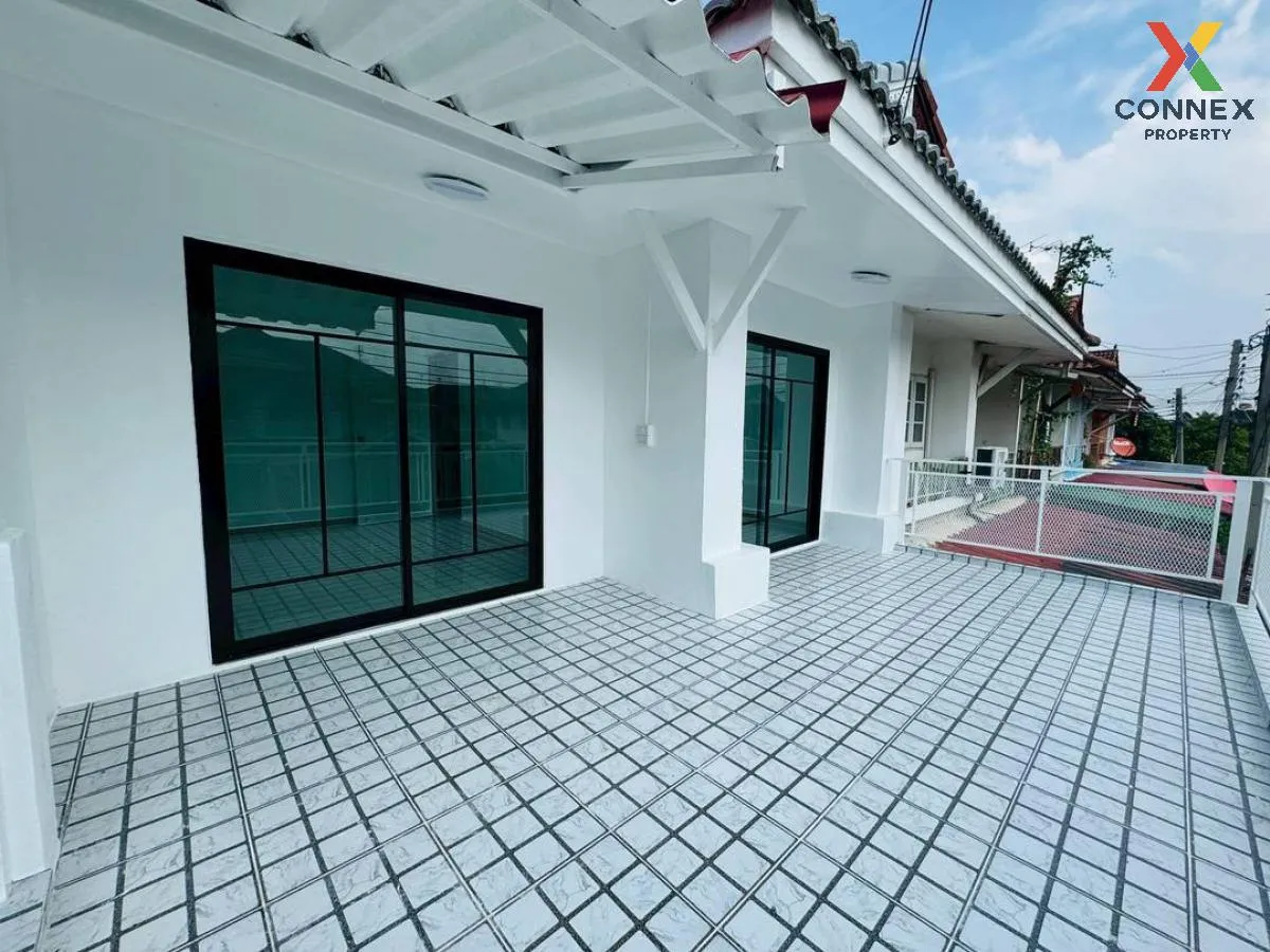 ขายทาวน์เฮ้าส์/ทาวน์โฮม  บ้านพฤกษา 3 บางบัวทอง รีโนเวทใหม่ บางคูร