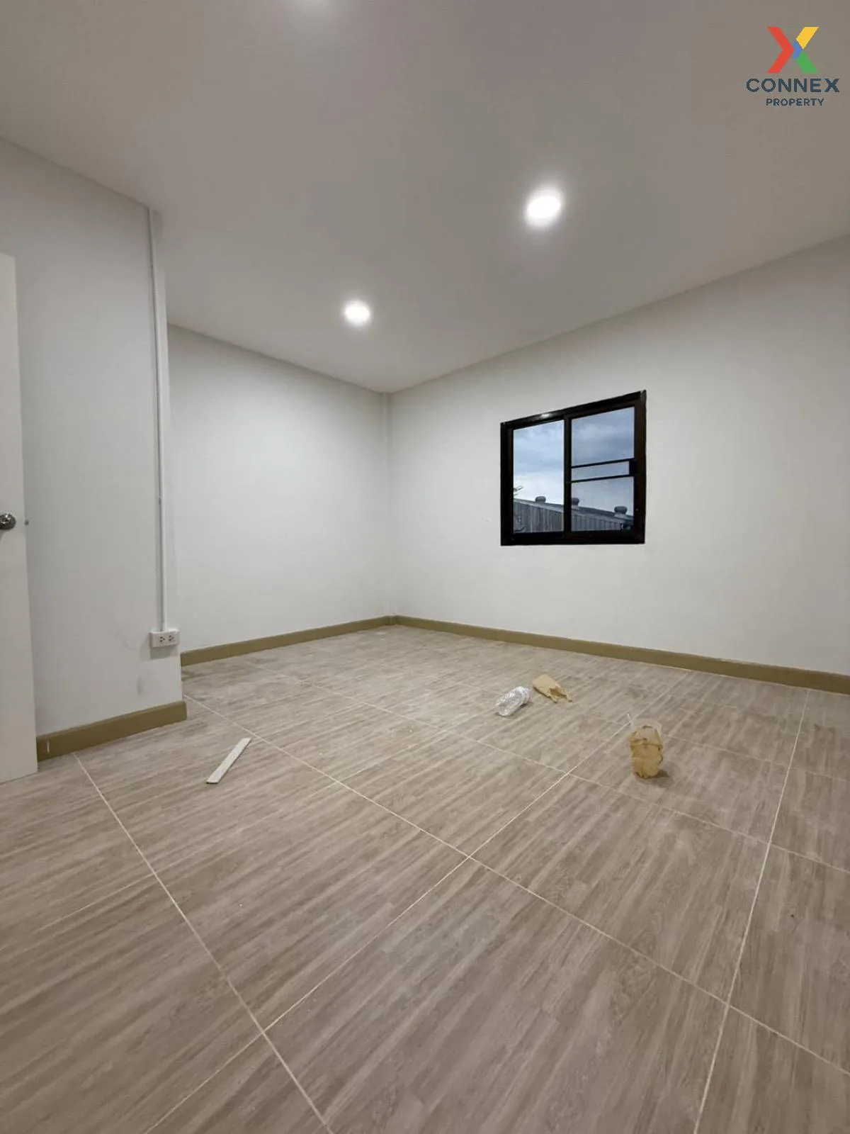 ขายทาวน์เฮ้าส์/ทาวน์โฮม  พงษ์ศิริชัย 1 อ้อมน้อย กระทุ่มแบน สมุทรส 4