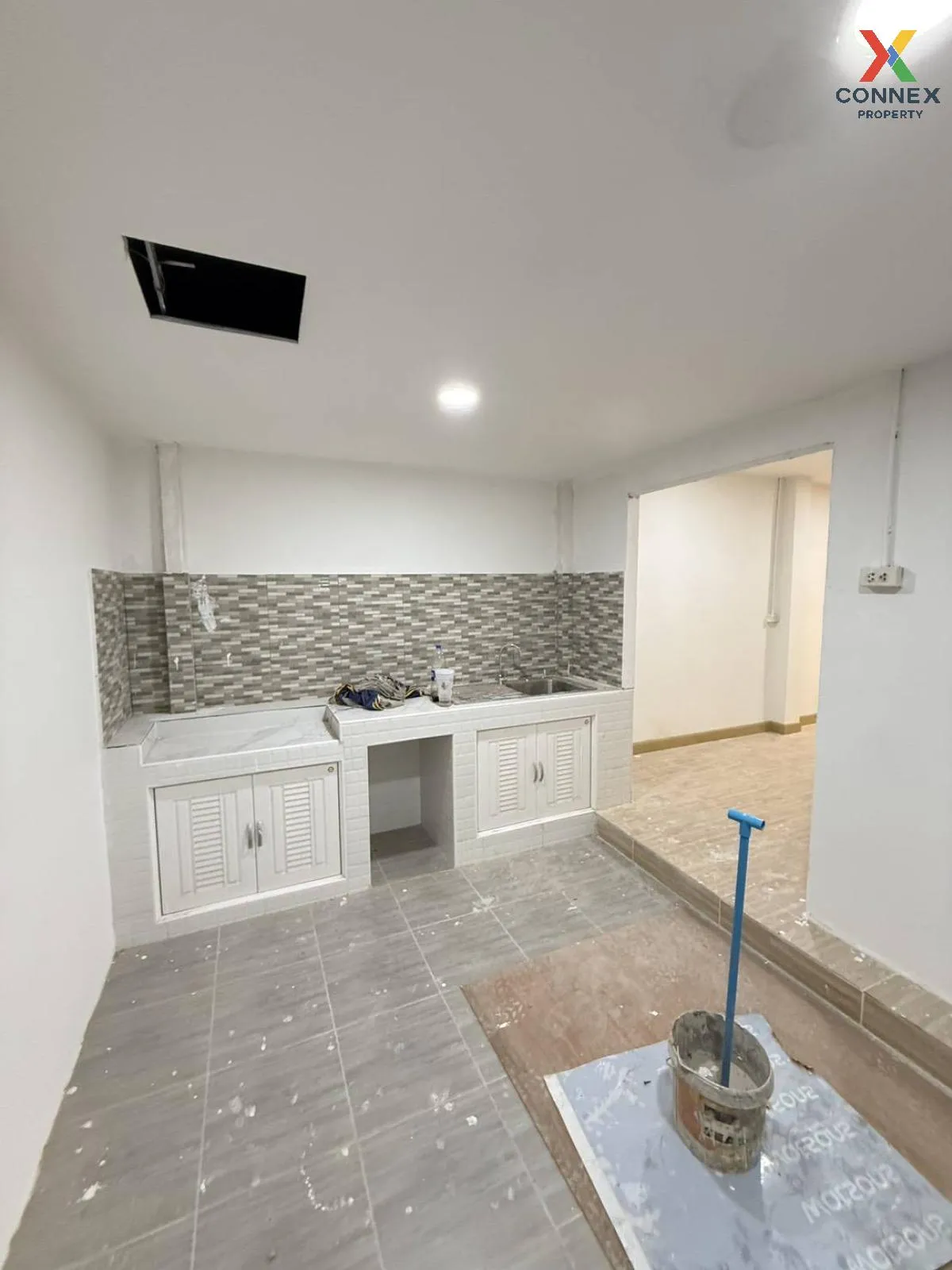 ขายทาวน์เฮ้าส์/ทาวน์โฮม  พงษ์ศิริชัย 1 อ้อมน้อย กระทุ่มแบน สมุทรส