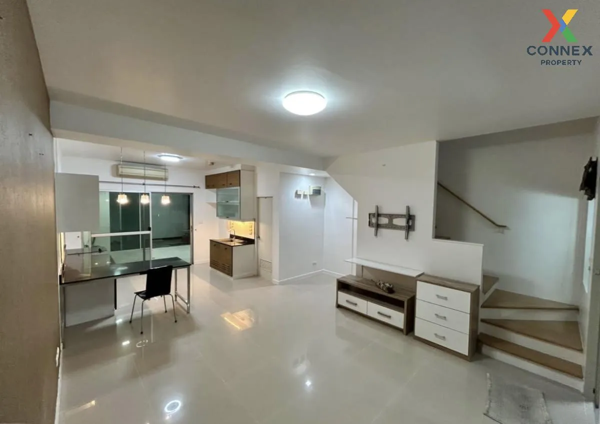 ขายทาวน์โฮม 3 ชั้น คันนายาว เขต คันนายาว กรุงเทพ CX-137493