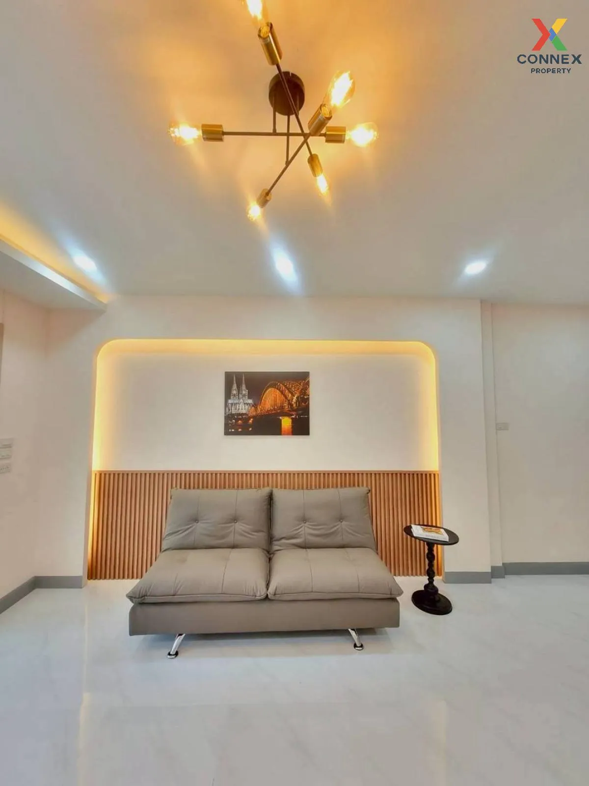 ขายทาวน์เฮ้าส์/ทาวน์โฮม  ดิเอมเมอรัลด์ พาร์ค 3 รีโนเวทใหม่ บางพลั