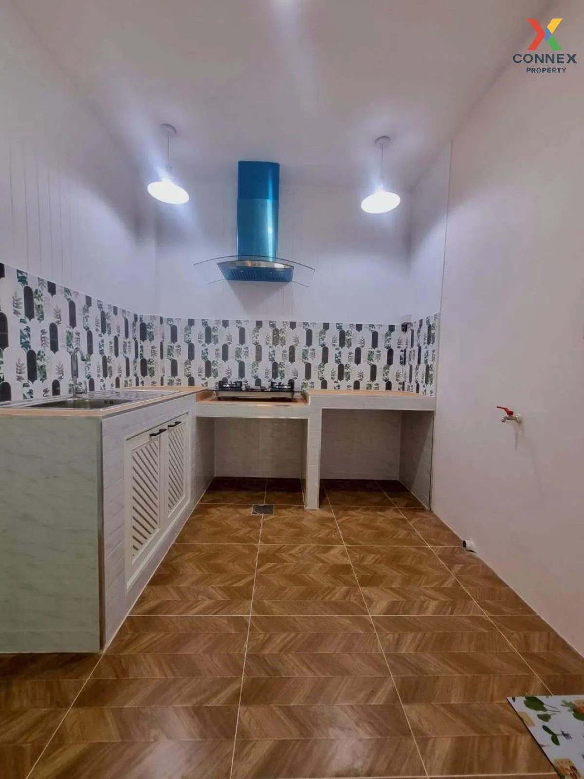 ขายทาวน์เฮ้าส์/ทาวน์โฮม  ดิเอมเมอรัลด์ พาร์ค 3 รีโนเวทใหม่ บางพลั