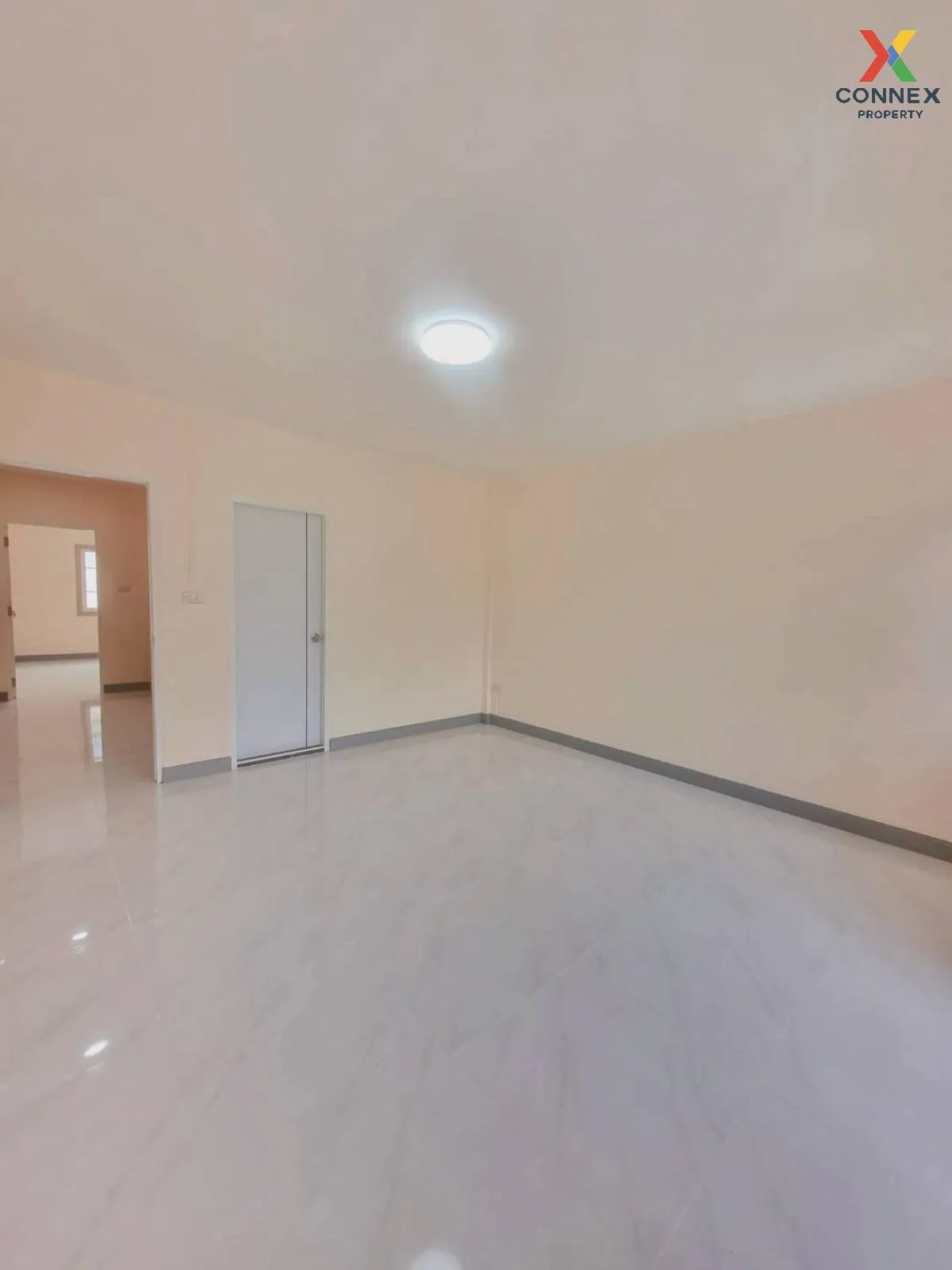 ขายทาวน์เฮ้าส์/ทาวน์โฮม  ดิเอมเมอรัลด์ พาร์ค 3 รีโนเวทใหม่ บางพลั