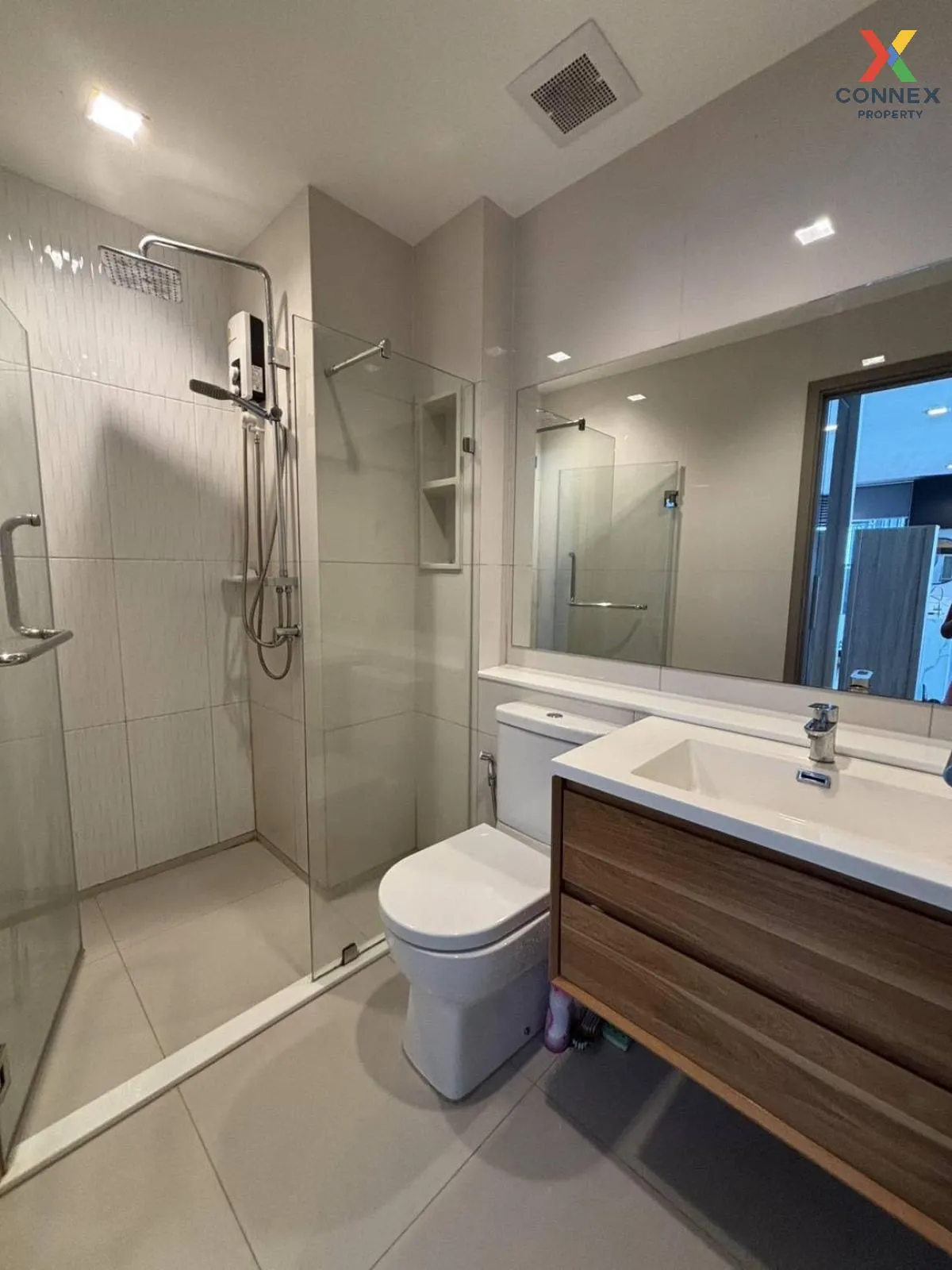 เช่าคอนโด  ไลฟ์ อโศก - พระรามเก้า MRT-พระราม 9 มักกะสัน เขต ราชเท