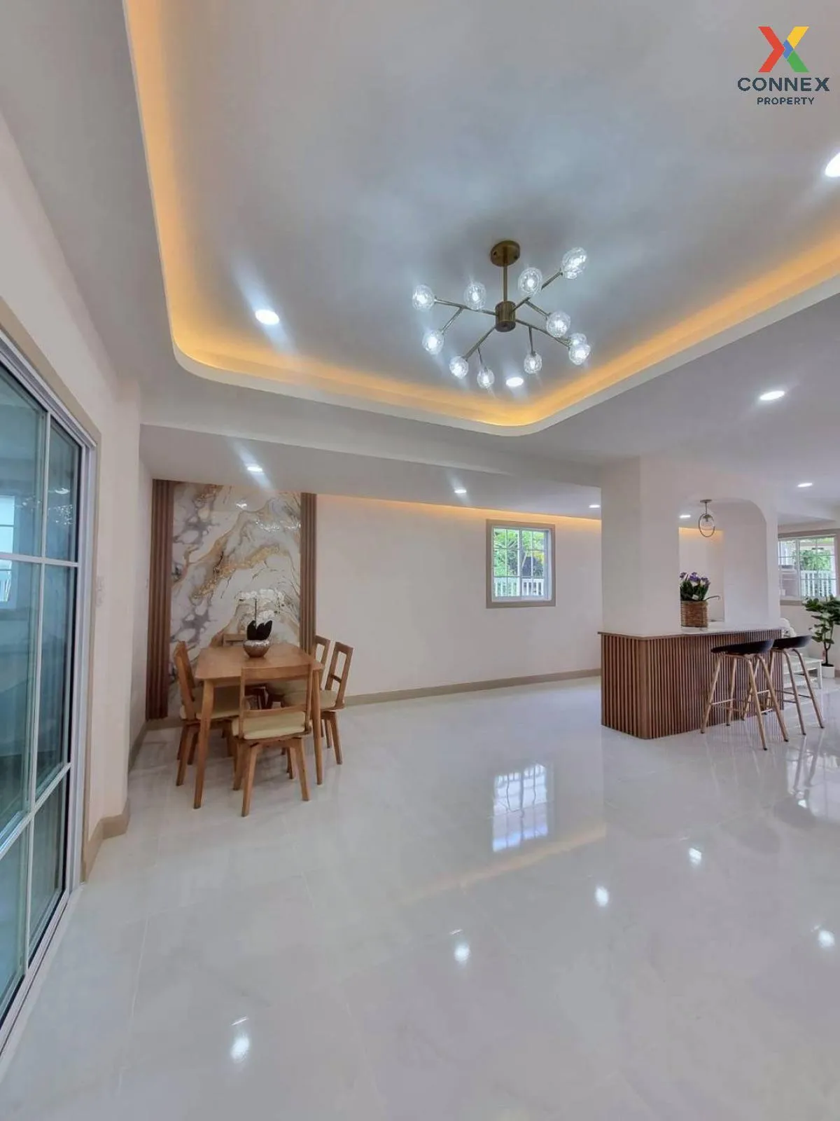 For Sale Townhouse/Townhome  , Baan Piyawararom 1 , newly renovat