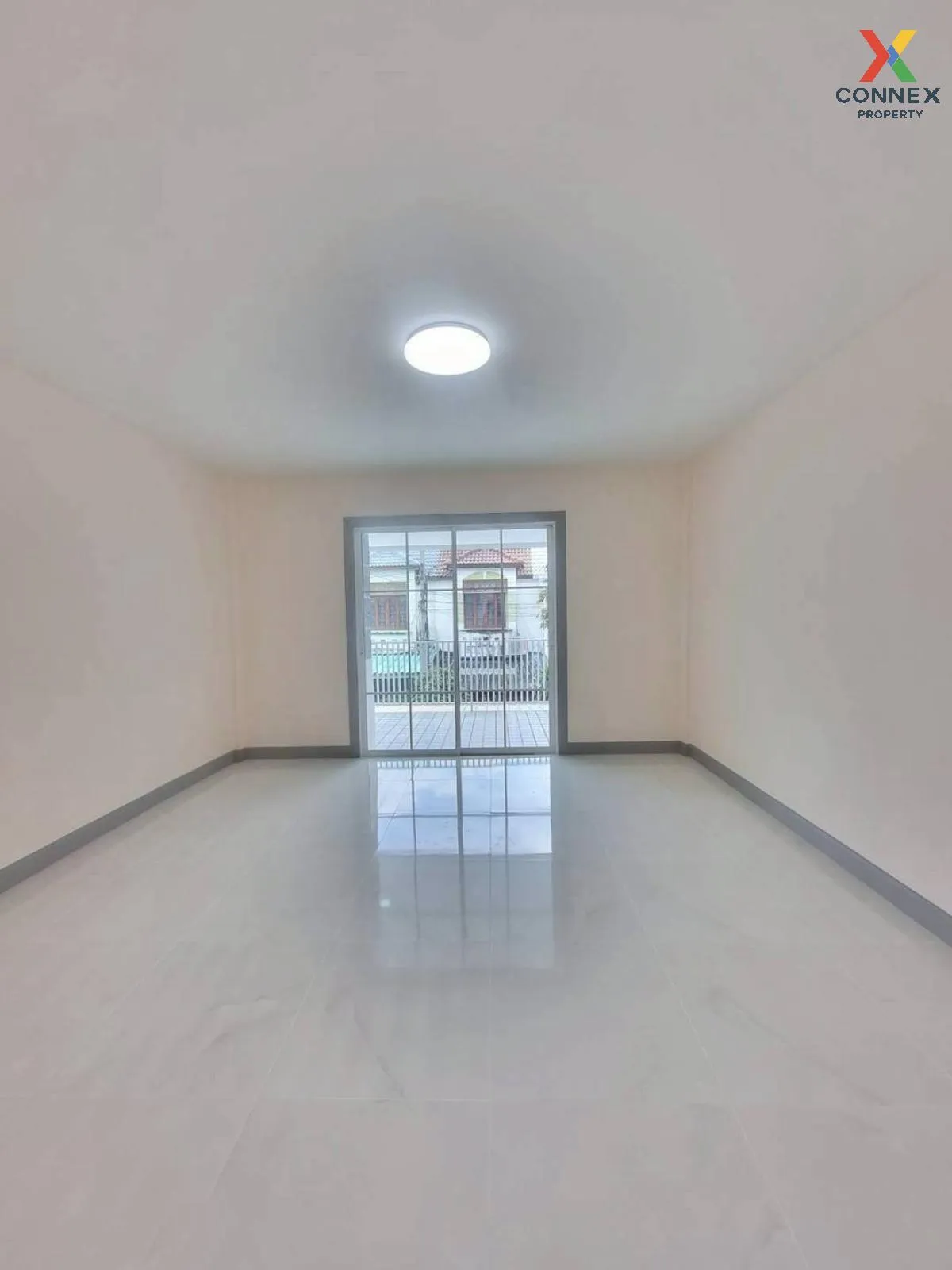 ขายทาวน์เฮ้าส์/ทาวน์โฮม  นันทิชา 4 รีโนเวทใหม่ ไทรน้อย ไทรน้อย นน