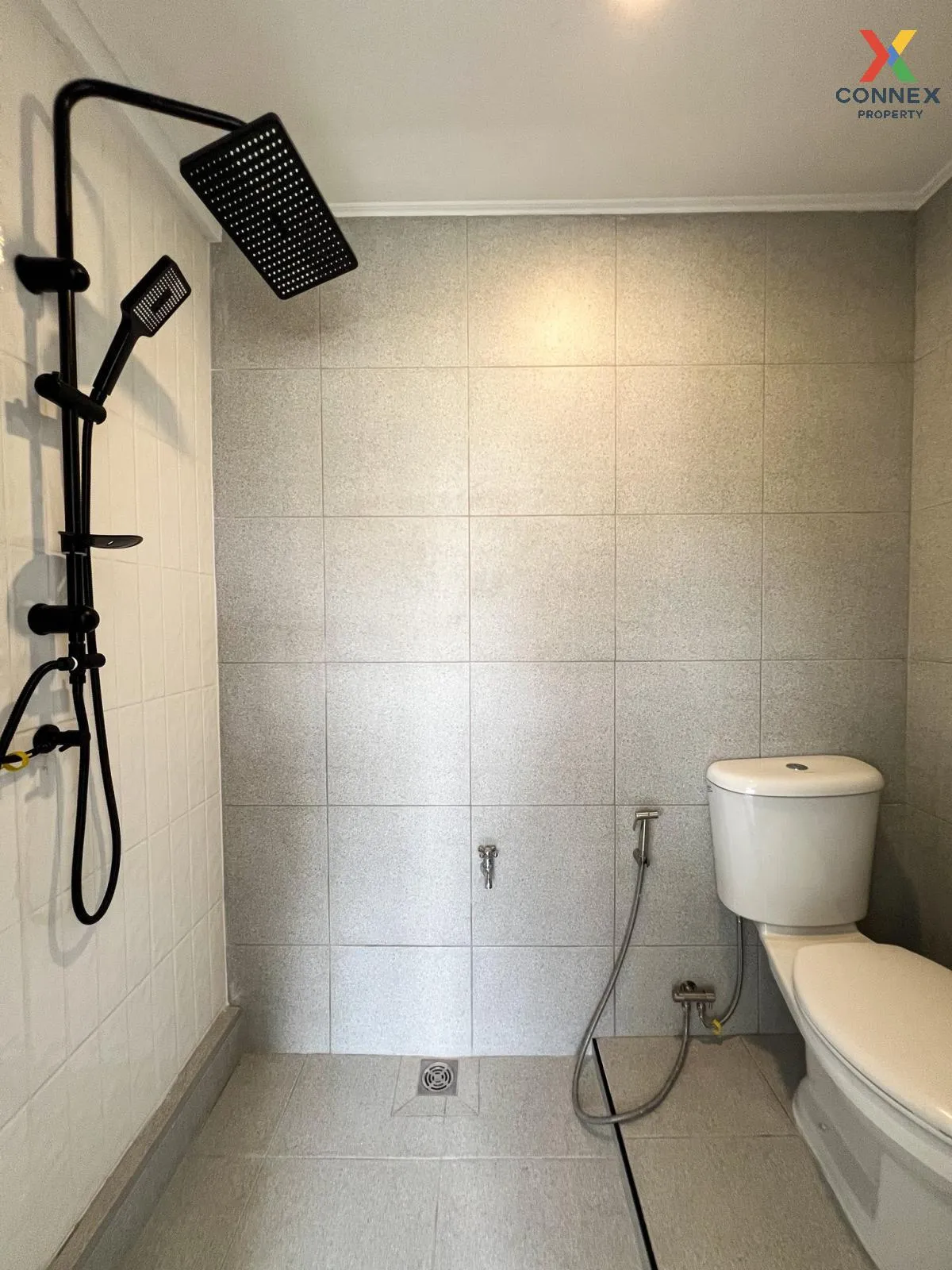 For Rent 4-storey townhouse, Soi Pridi Banomyong 37 , Khlong Tan 