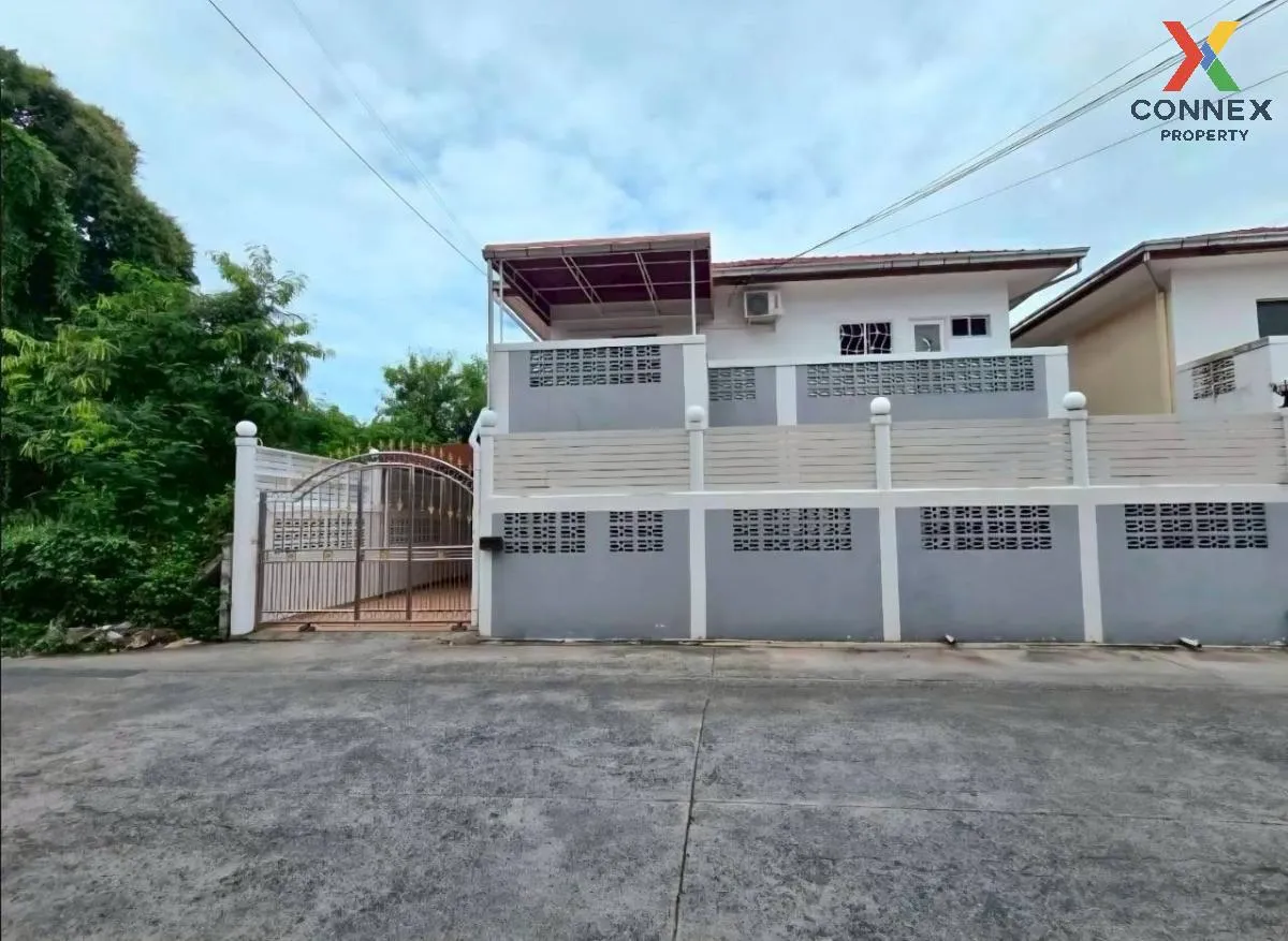 For Rent 2-storey detached house, Soi Sukhumvit Pattaya 36/1 , Mu 1