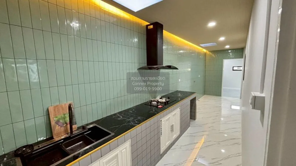 ขายทาวน์เฮ้าส์/ทาวน์โฮม  วี - อไลฟ์ ลำลูกกา คลอง 8 ห้องมุม รีโนเว