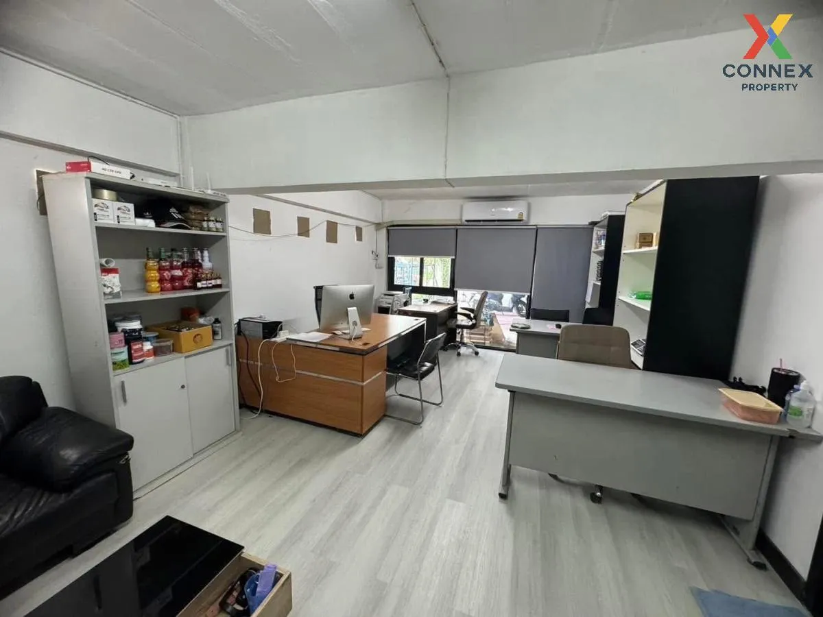 ขายโกดังลำลูกกาคลอง 3 ลาดสวาย ลำลูกกา ปทุมธานี CX-137662