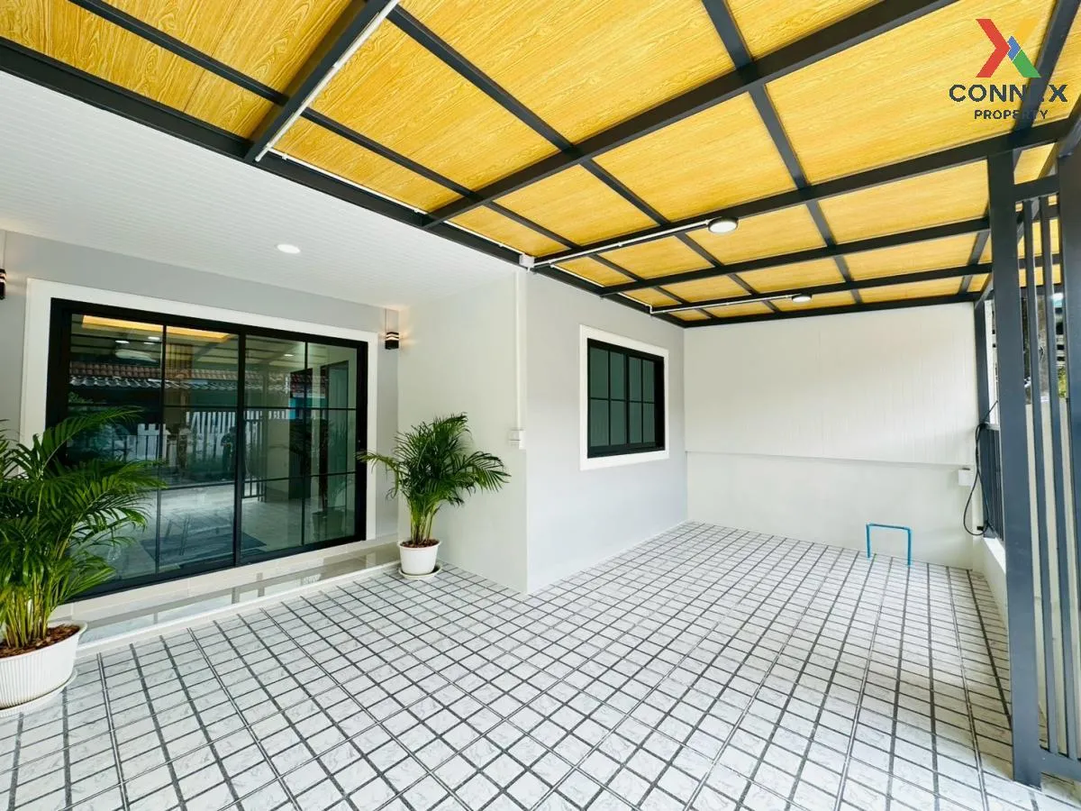 For Sale Townhouse/Townhome  , Baan Buathong 4 Baan Kluay-Sai Noi 2