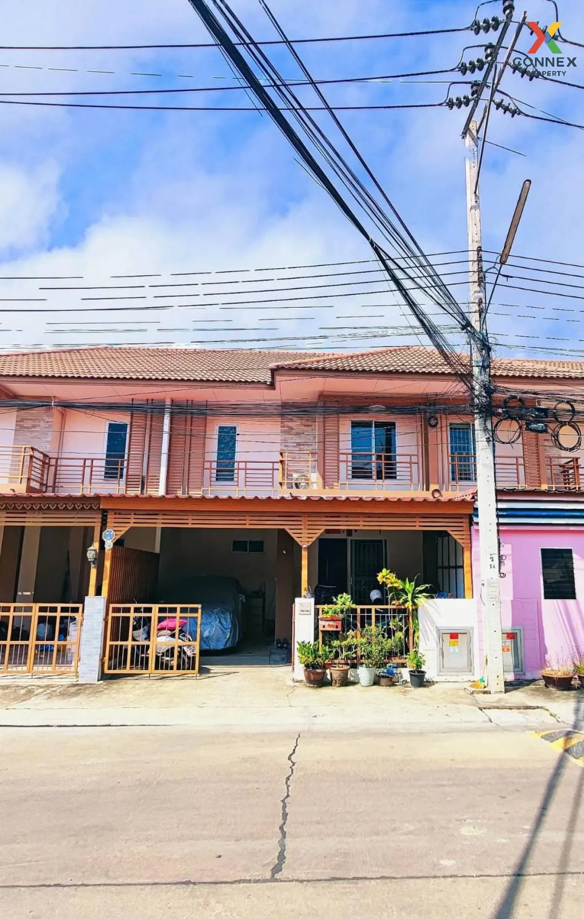 ขายทาวน์เฮ้าส์/ทาวน์โฮม  ไอลีฟ ทาวน์ ประชาอุทิศ 90 บ้านคลองสวน เม 1