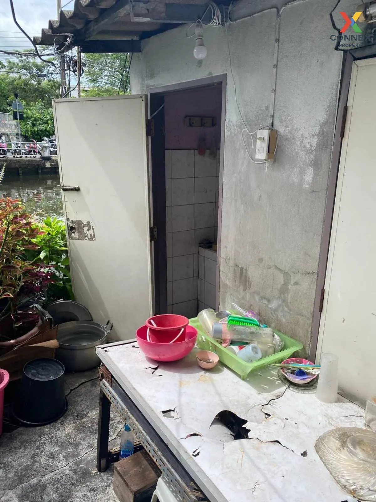 For Sale 4 - storey townhouse area 40 square wah Phetkasem 33 Pha