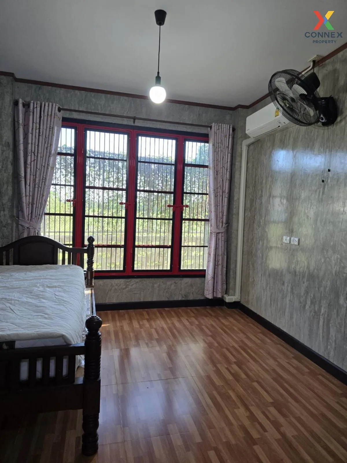 เช่าบ้านสไตล์โมเดิร์นลอฟท์สุดฮิป อำเภอหางดง เชียงใหม่  หารแก้ว หา