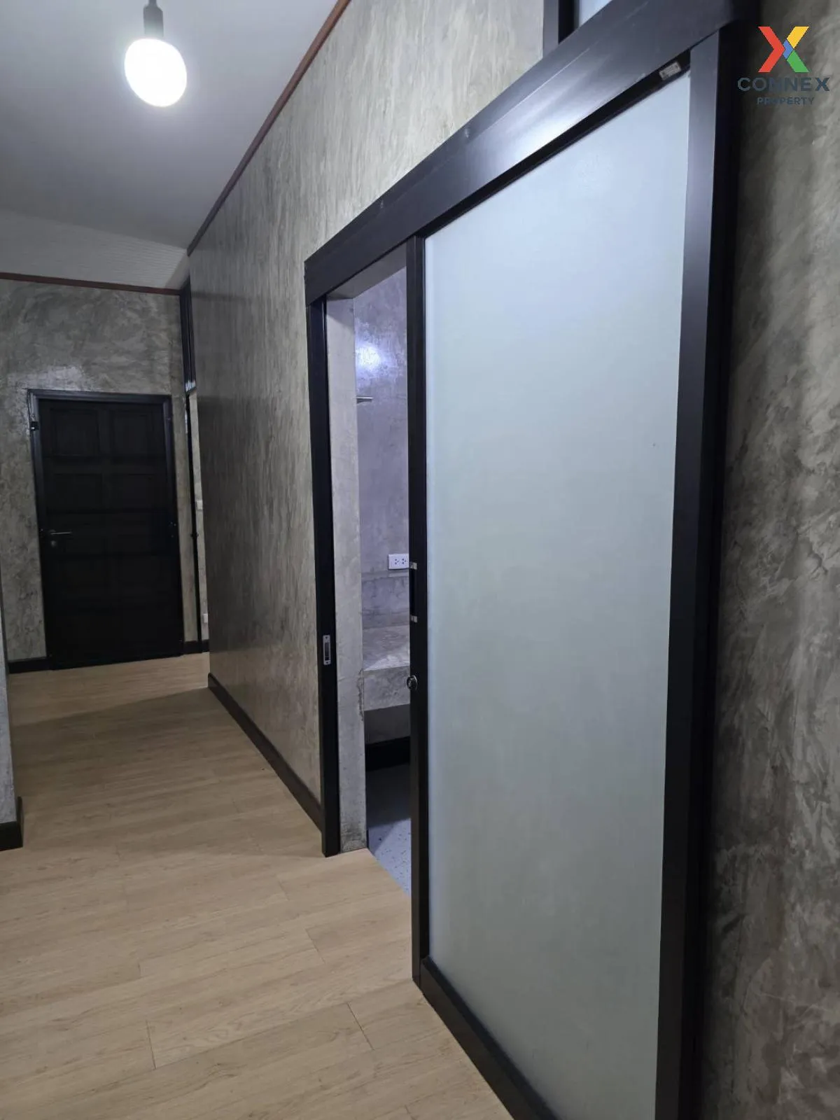 เช่าบ้านสไตล์โมเดิร์นลอฟท์สุดฮิป อำเภอหางดง เชียงใหม่  หารแก้ว หา