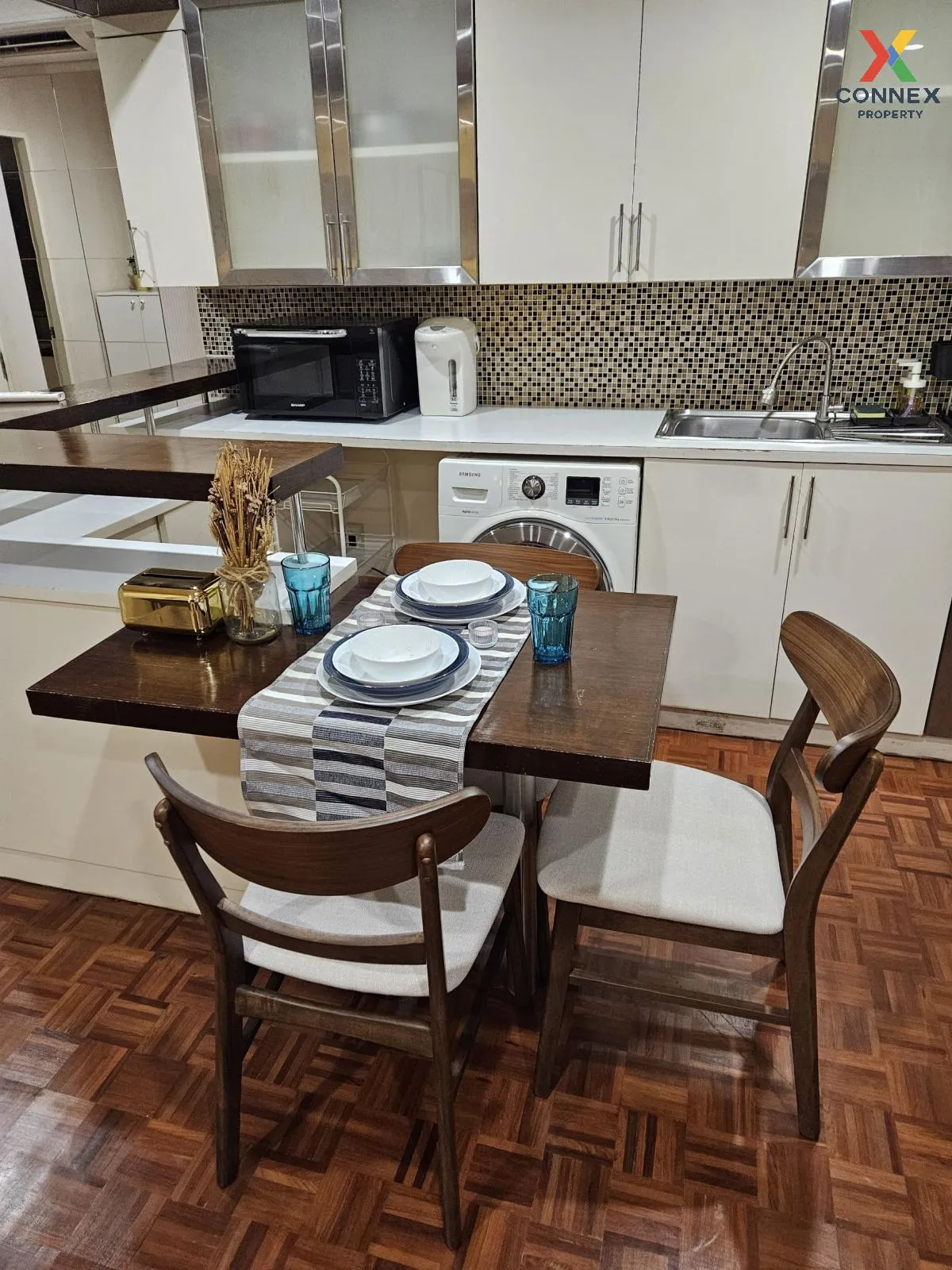 For Sale Condo , Vibhavadi Suite , corner unit , MRT-Phahon Yothi 4