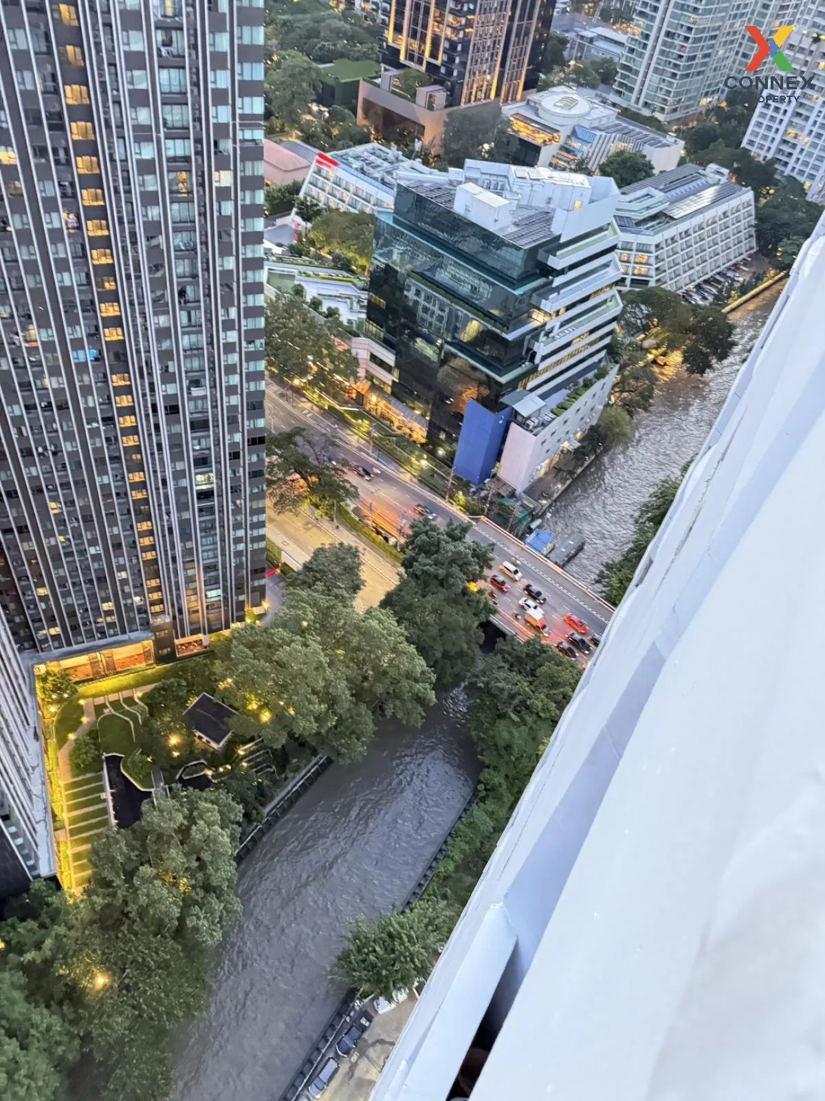 เช่าคอนโด  วิทยุ คอมเพล็กซ์ BTS-เพลินจิต มักกะสัน เขต ราชเทวี กรุ