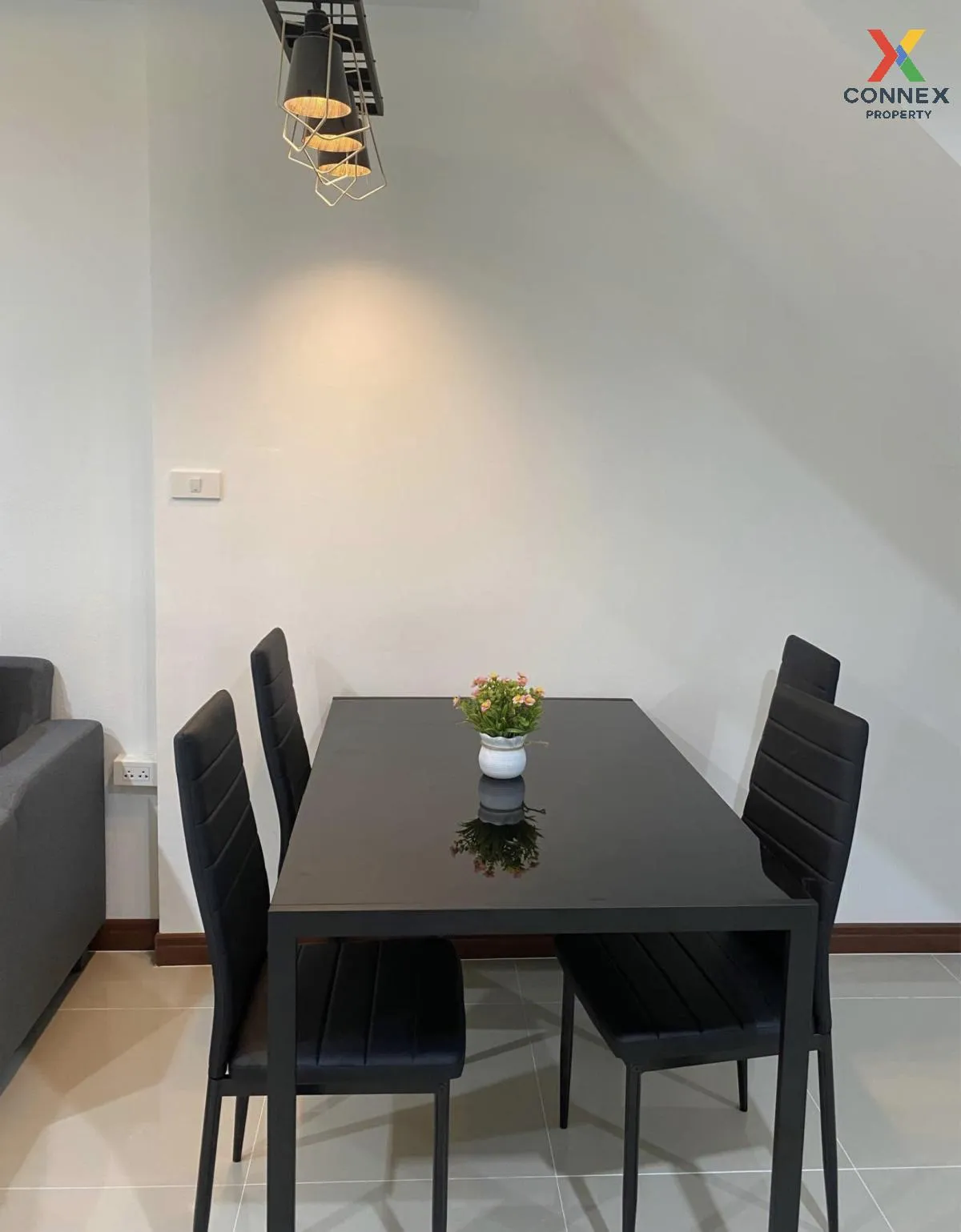 ขายทาวน์เฮาส์ 2 ชั้น คู้บอน 27 แยก 52 ท่าแร้ง เขต บางเขน กรุงเทพ 