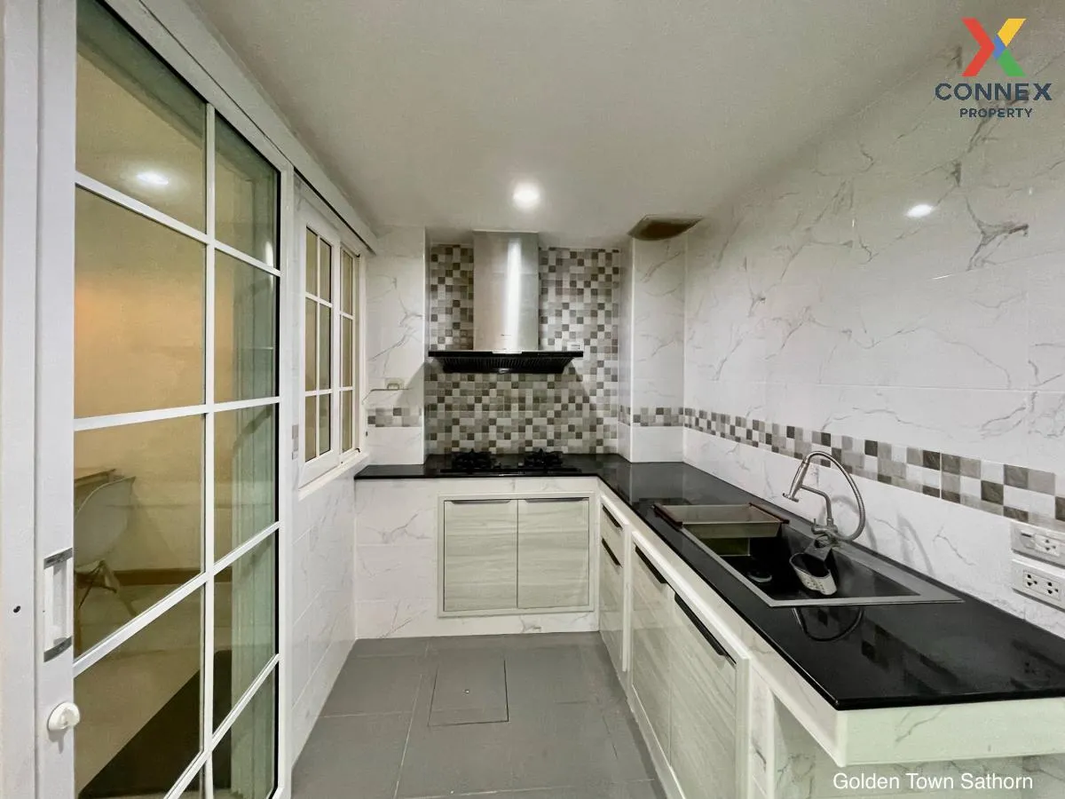 For Rent Townhouse/Townhome  , Golden Town Sathorn , BTS-Wutthaka