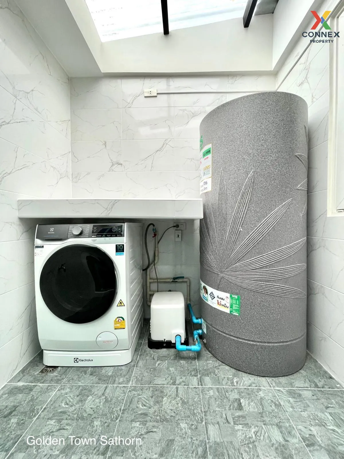 For Rent Townhouse/Townhome  , Golden Town Sathorn , BTS-Wutthaka