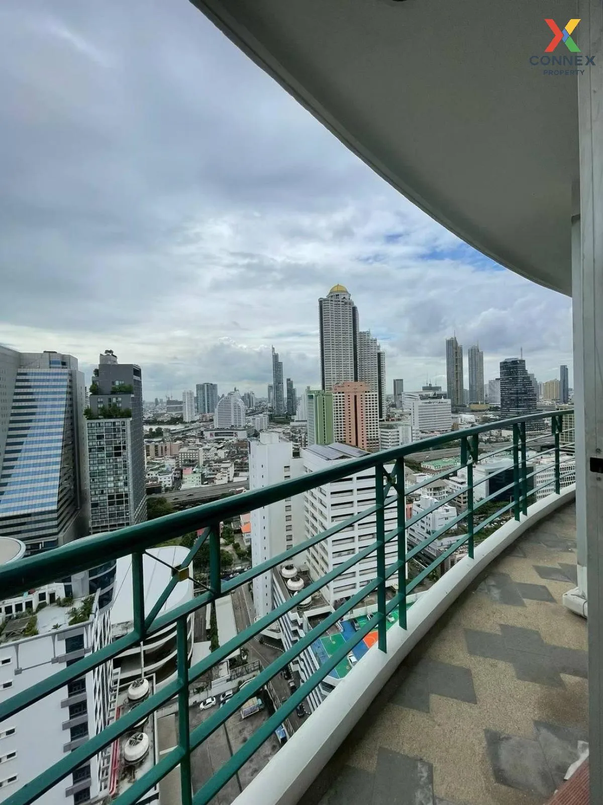 For Rent Condo , Sathorn House , BTS-Saint Louis , Silom , Bang R