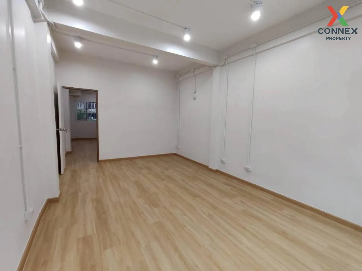 For Sale House  Petchkasem 48 , Bang Wa , Phasi Charoen , Bangkok