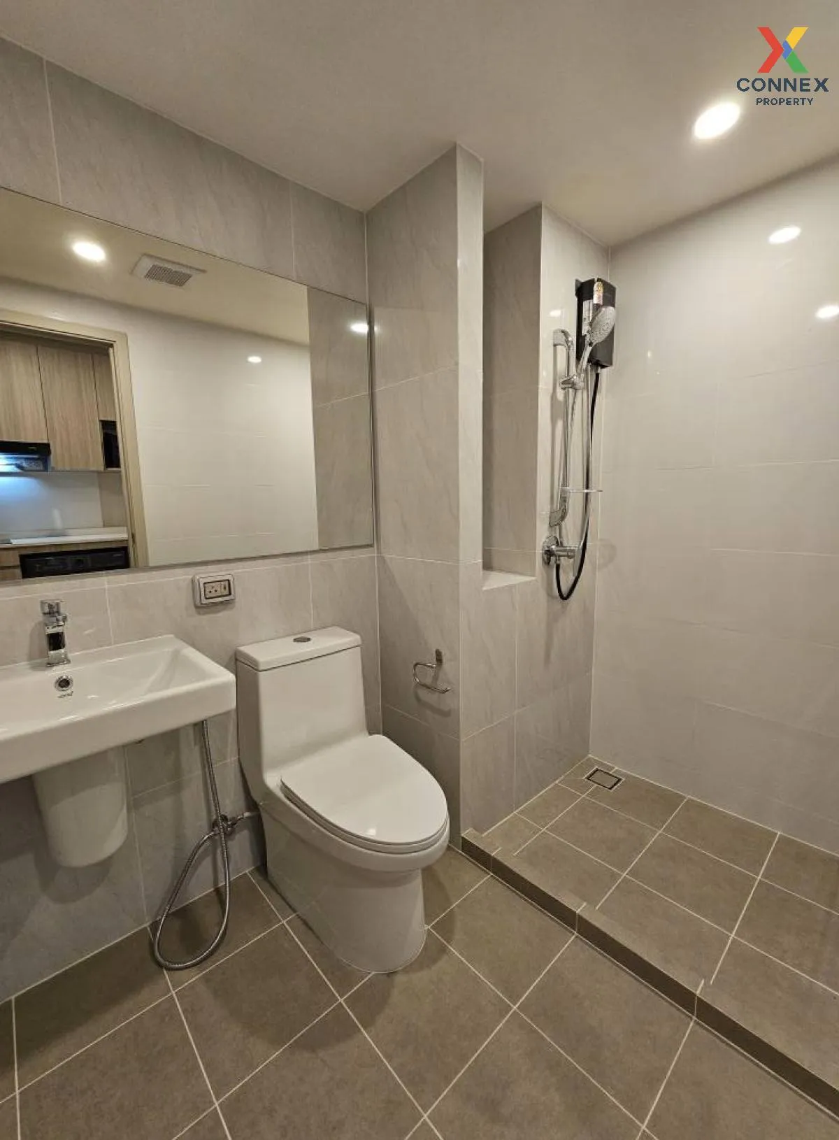 เช่าคอนโด  ออริจิ้น เพลย์ ศรีอุดม สเตชั่น บางนาเหนือ เขต บางนา กร