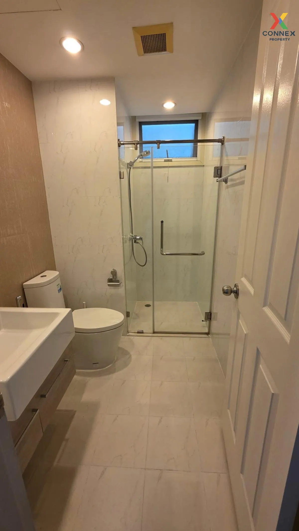 ขายคอนโด  บ้าน สิริ 31 ห้องมุม BTS-พร้อมพงษ์ คลองตัน เขต คลองเตย 