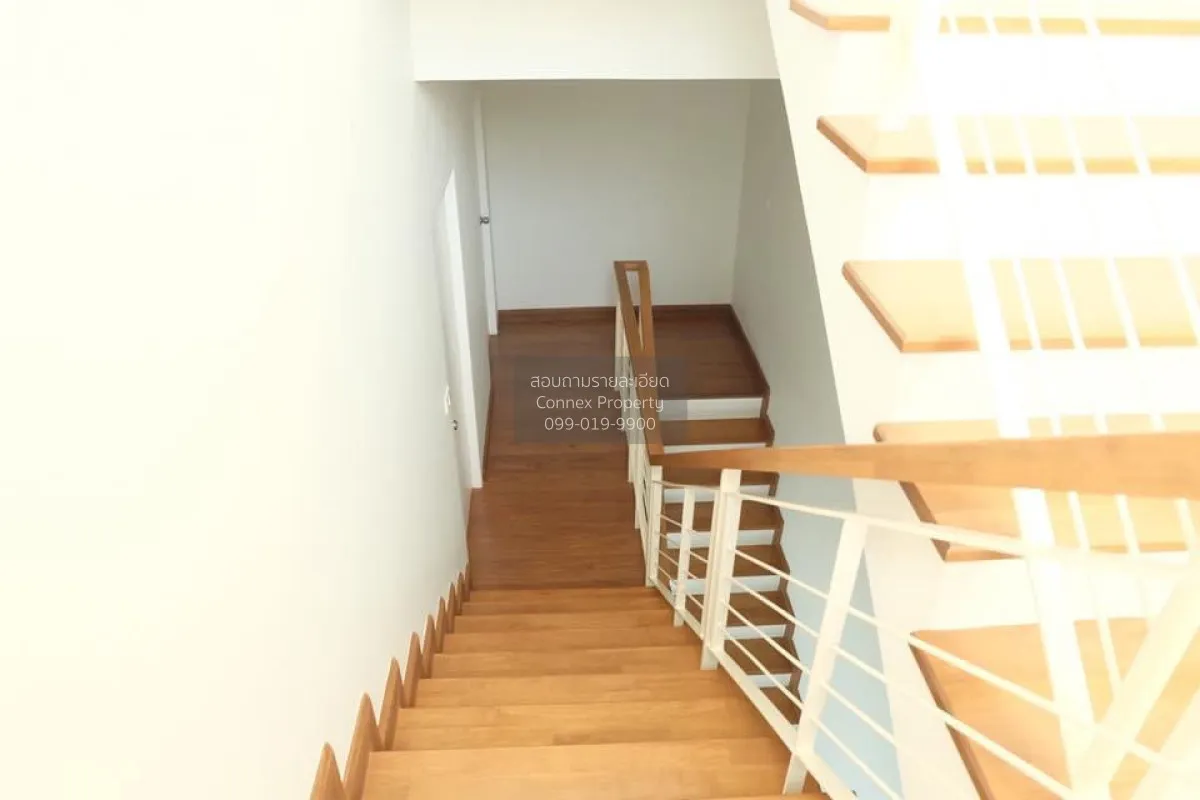 ขายทาวน์โฮม 3 ชั้น หมู่บ้านสเปซ ลาดพร้าว-เหม่งจ๋าย ใกล้รถไฟฟ้า เด