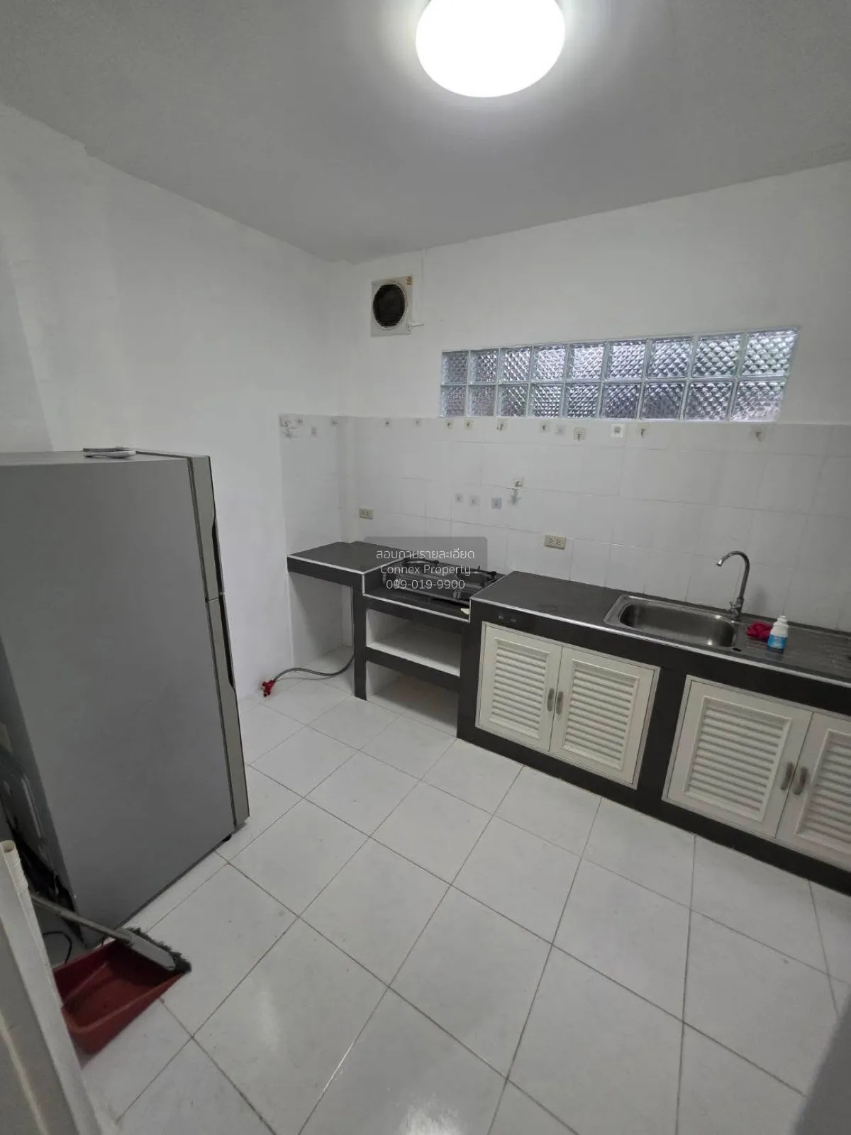 ขายทาวโฮม 2 ชั้น, ซอย 8 ถนนลาดปลาเค้า วิวแม่น้ำ รีโนเวทใหม่ จรเข้