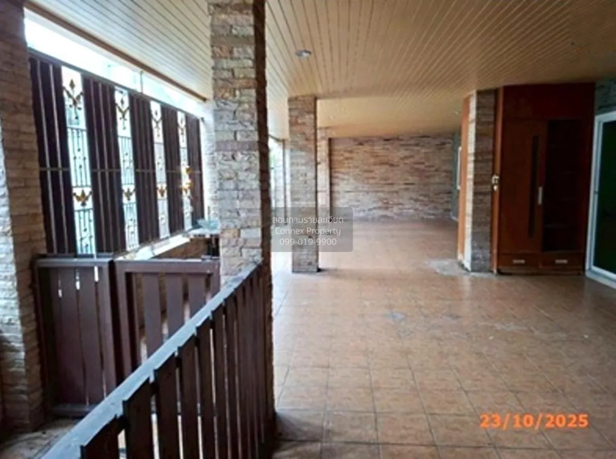 For Sale 2 - storey townhouse area 448 square meters Phra Khanong 2