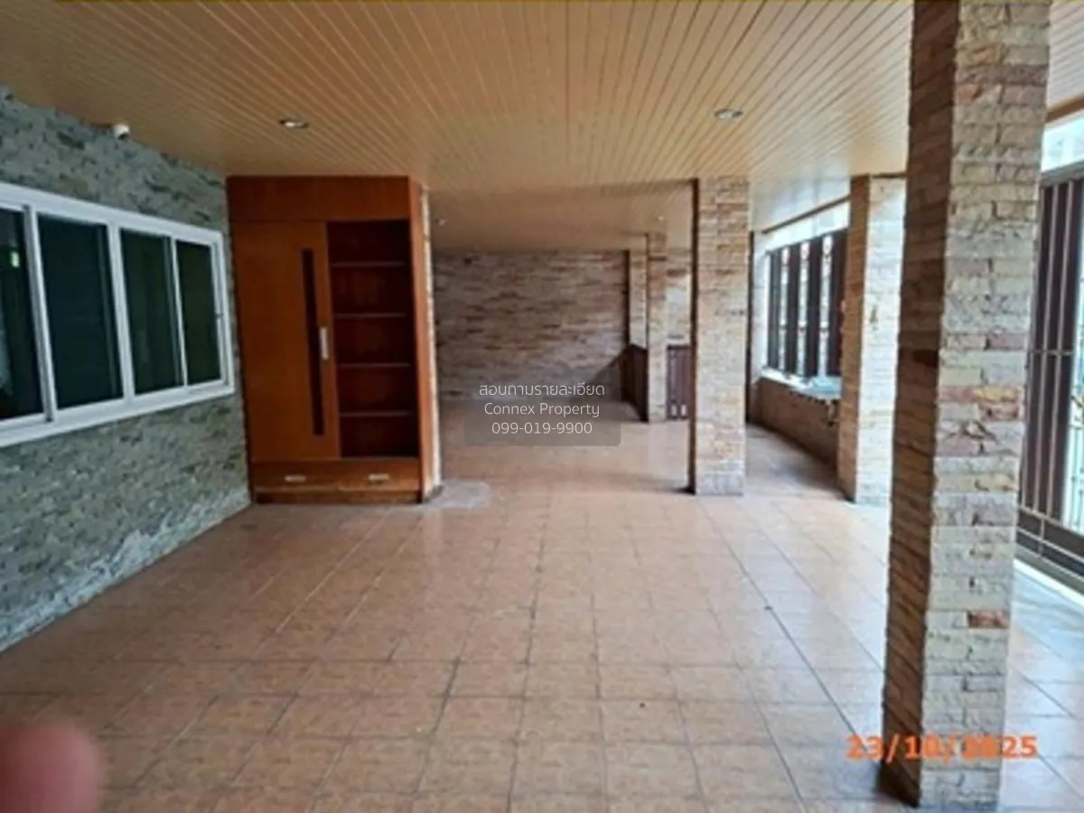 For Sale 2 - storey townhouse area 448 square meters Phra Khanong 3