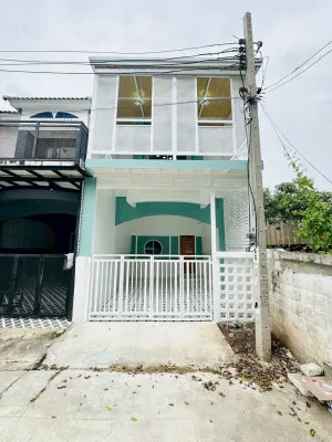ขายทาวน์เฮ้าส์/ทาวน์โฮม  บ้านปิยวรารมย์ 1 รีโนเวทใหม่ บางบัวทอง บางบัวทอง นนทบุรี CX-138081