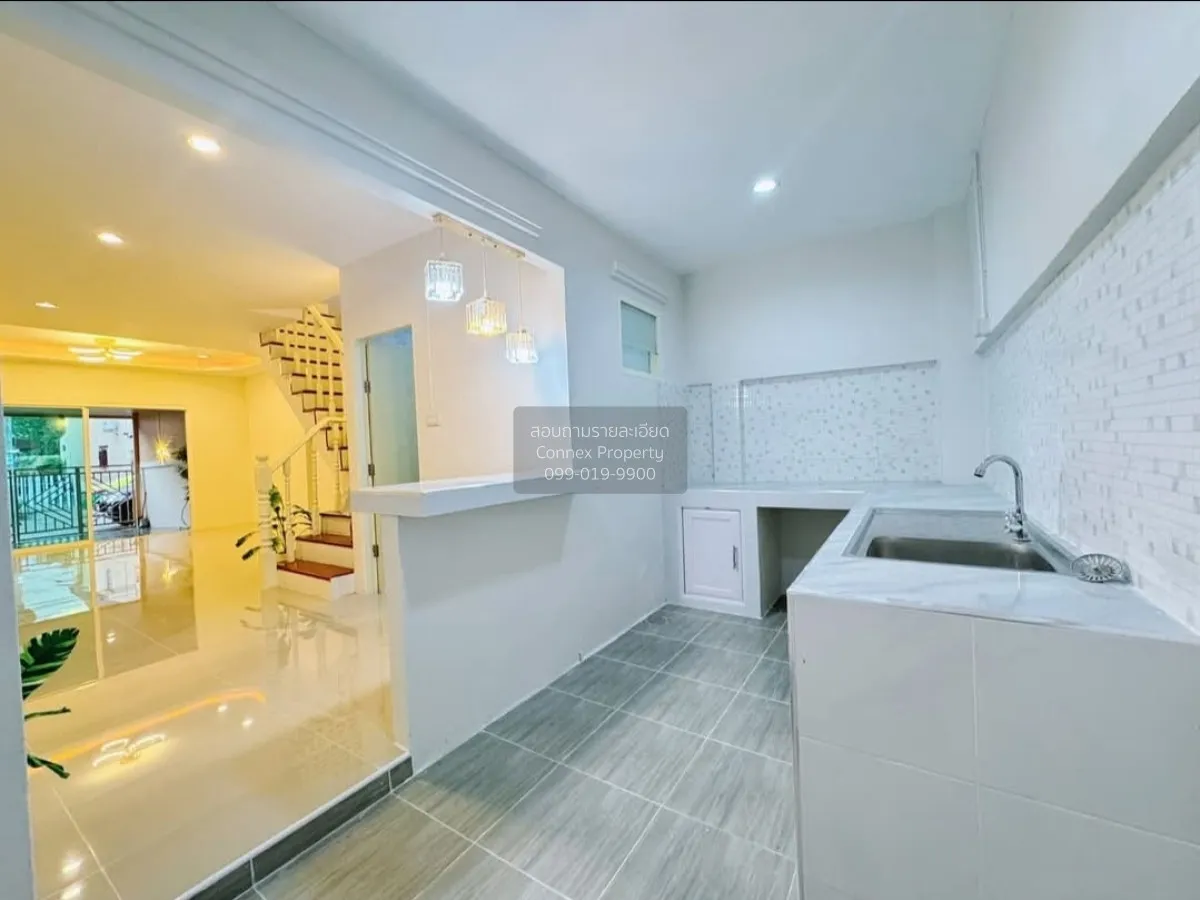 ขายทาวน์เฮ้าส์/ทาวน์โฮม  อรุณทอง 3 หน้ากว้าง รีโนเวทใหม่ MRT-บางไ