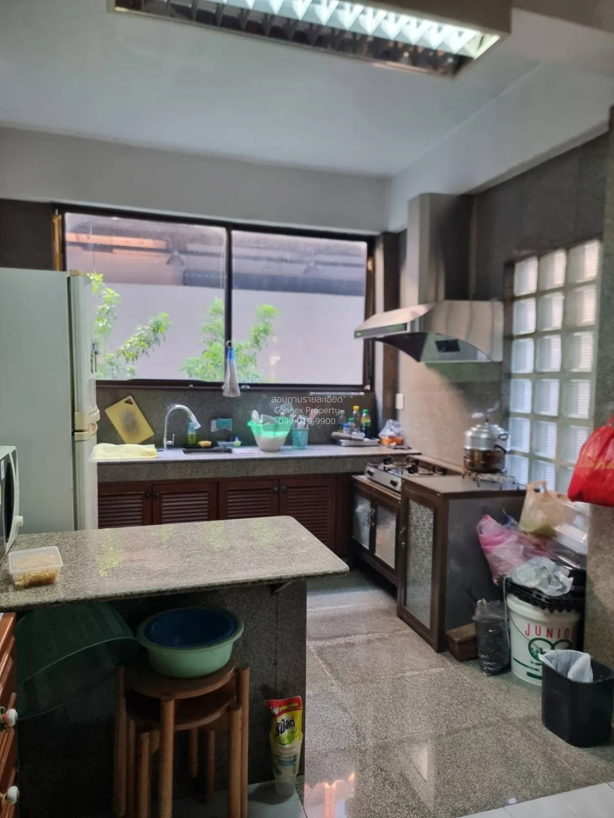 For Sale 4-storey townhouse, Soi Lat Phrao 94 , Phlapphla , Wang 