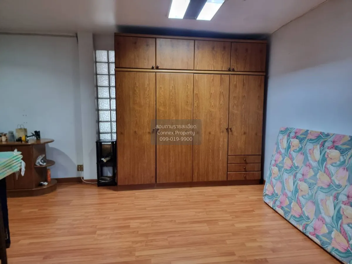 For Sale 4-storey townhouse, Soi Lat Phrao 94 , Phlapphla , Wang 