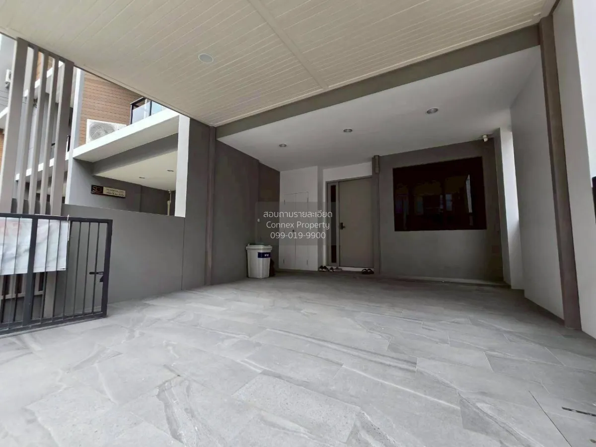 ขายทาวน์เฮ้าส์/ทาวน์โฮม  พรีเมี่ยม เพลส รามอินทรา 14 ห้องมุม ท่าแ 3