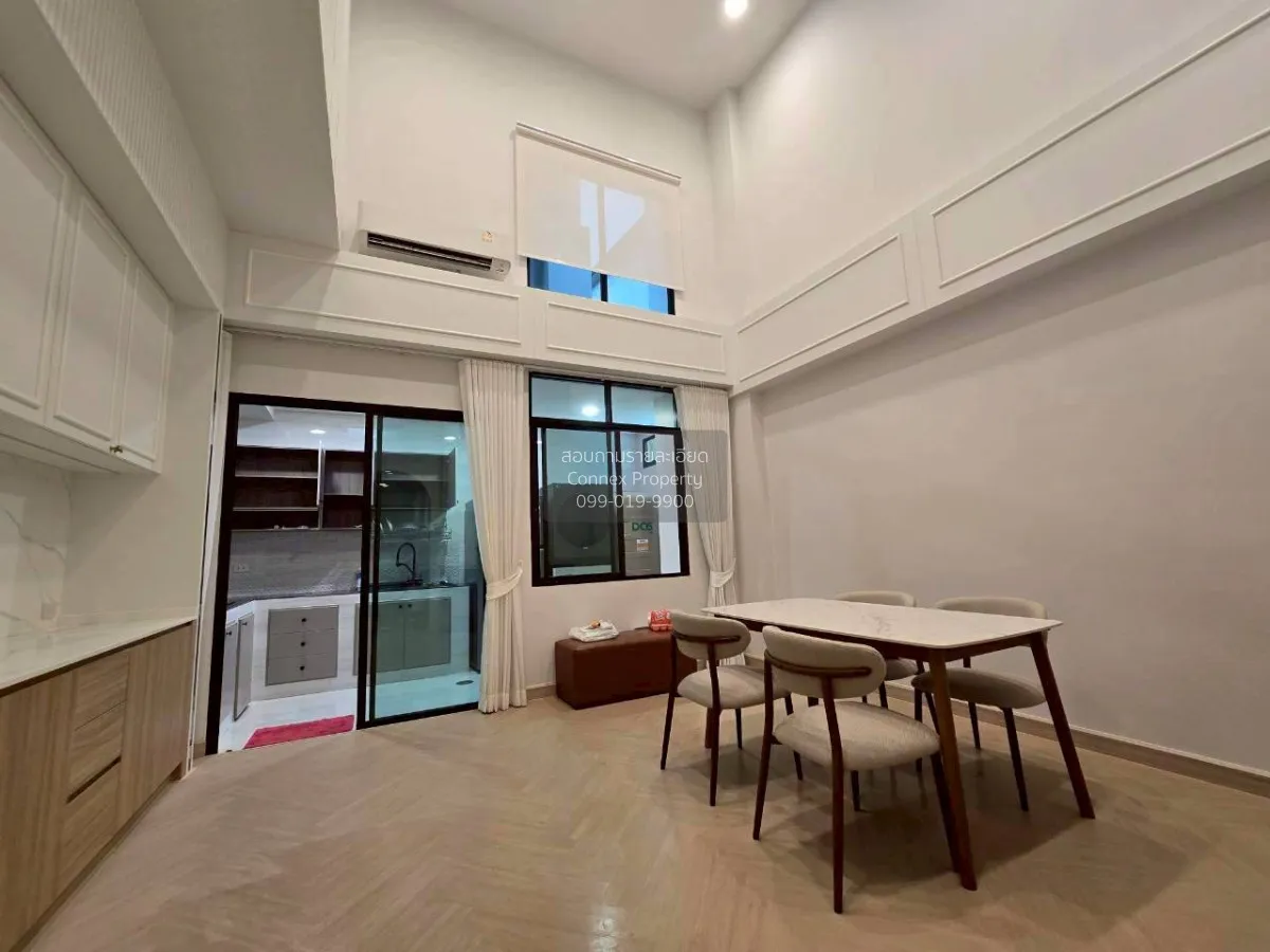 ขายทาวน์เฮ้าส์/ทาวน์โฮม  พรีเมี่ยม เพลส รามอินทรา 14 ห้องมุม ท่าแ 4