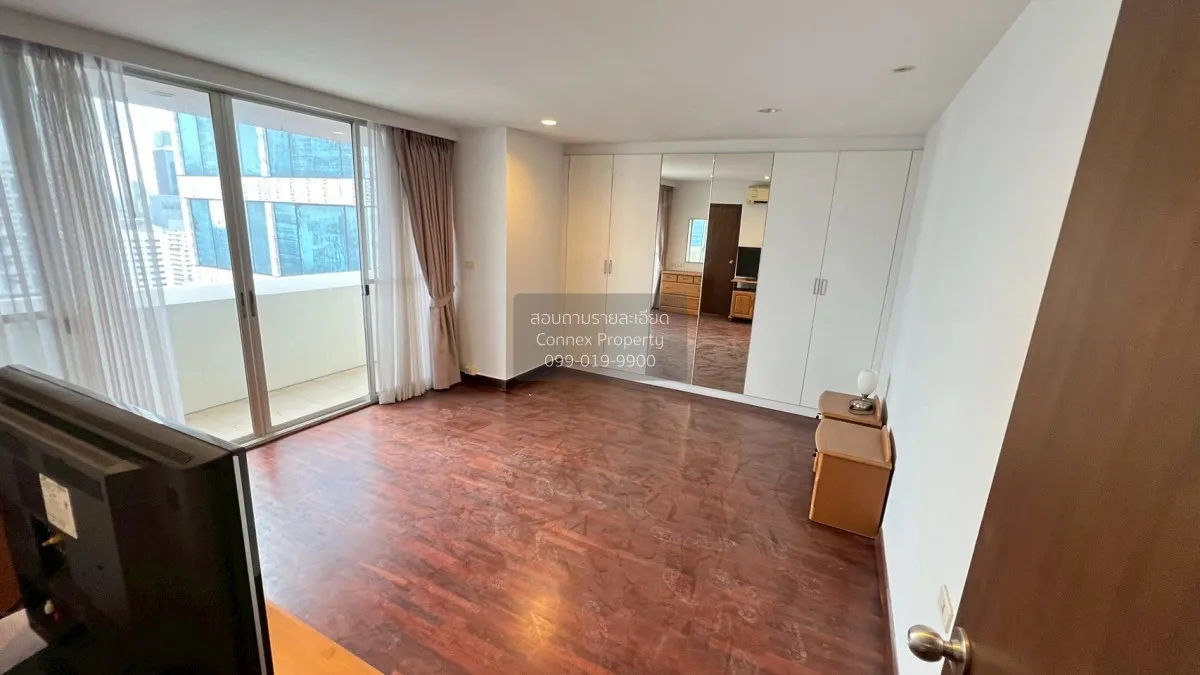 For Sale Condo , Newton Tower , high floor , BTS-Nana , Khlong To