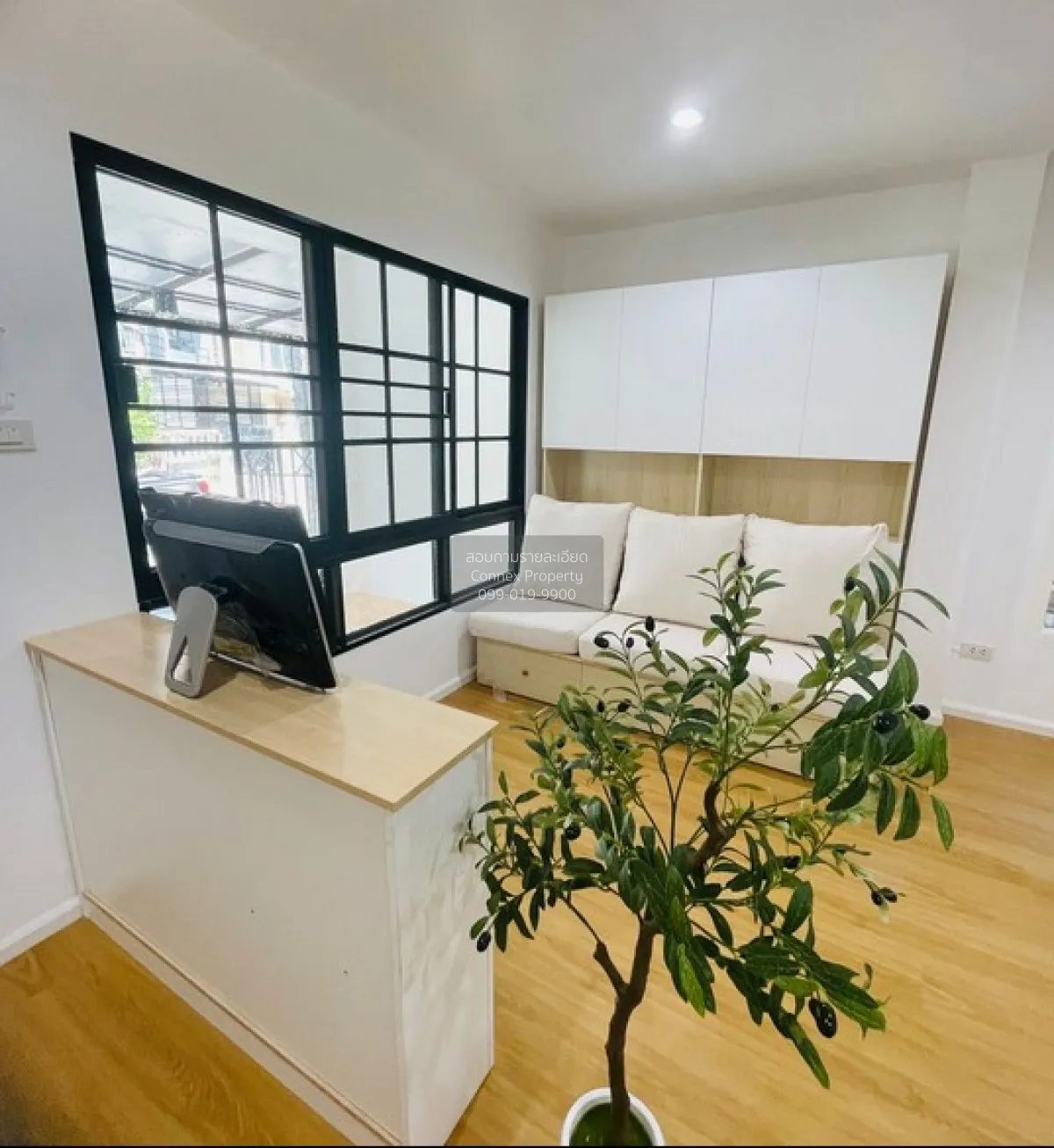 For Sale Townhouse/Townhome  , Suthawee (Soi Phon Sawang) , newly