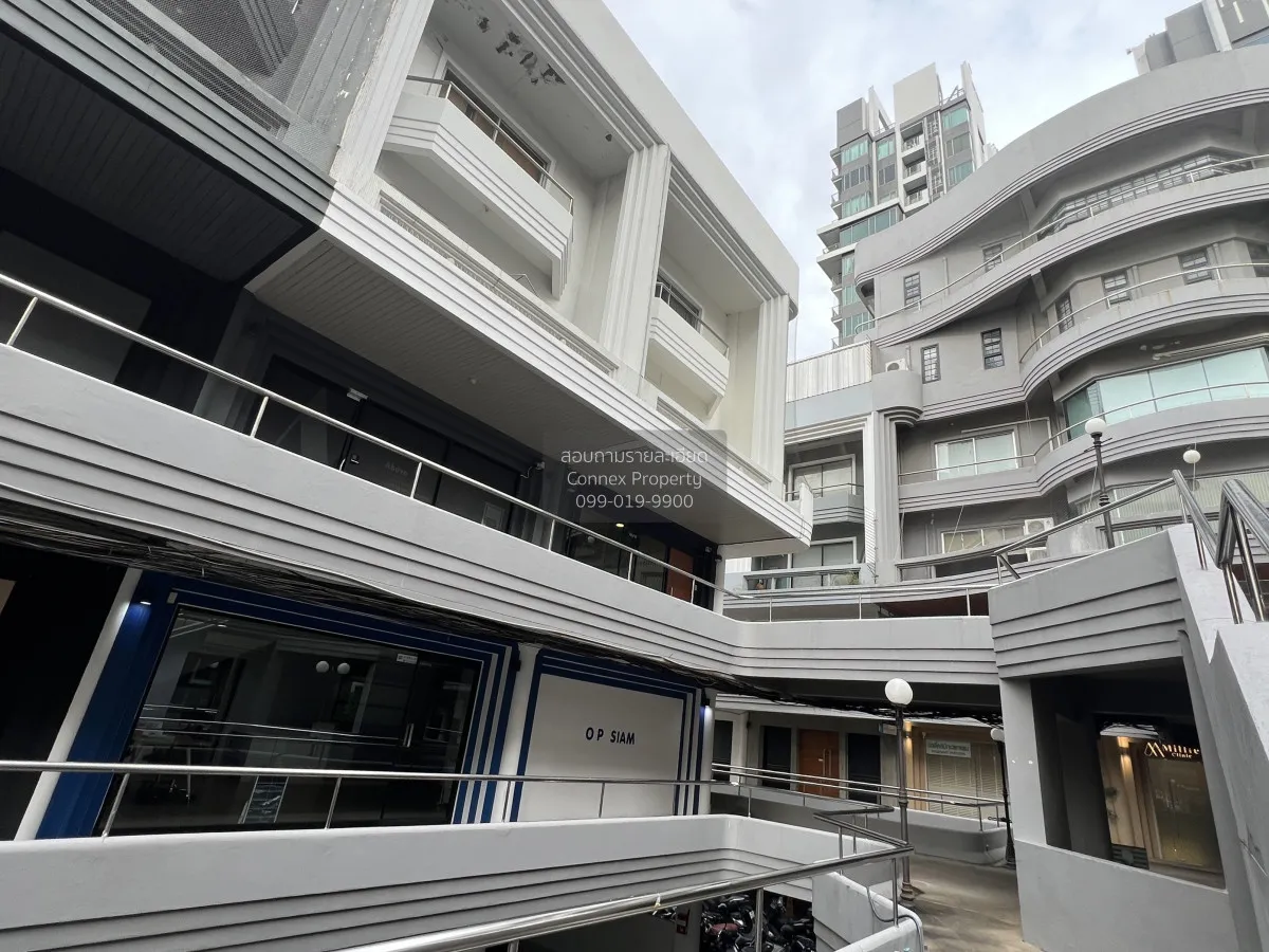 ขายอาคารสำนักงาน  พาร์คอเวนิว ห้องริมใน 2 คูหา ขายพร้อมผู้เช่า เอ