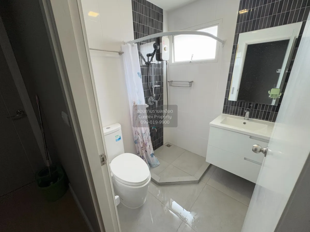 For Rent Townhouse/Townhome  , Patio Bangna - Wongwaen , Racha Th