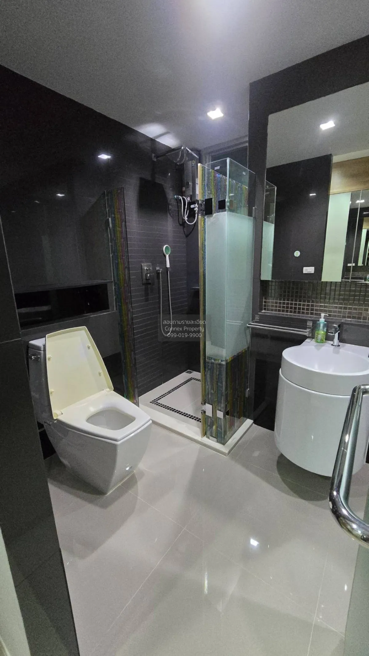 เช่าคอนโด  ริทึ่ม พหล - อารีย์ BTS-สะพานควาย สามเสนใน เขต พญาไท ก