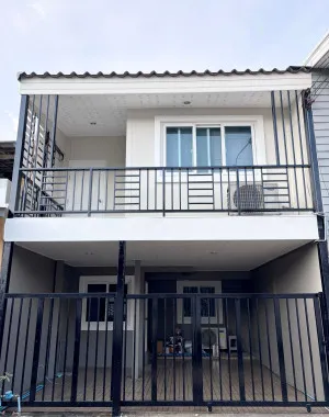 ขายทาวน์เฮ้าส์/ทาวน์โฮม  รัตนธานี บางนา-ตราด 53 บางแก้ว บางพลี กรุงเทพ CX-138384