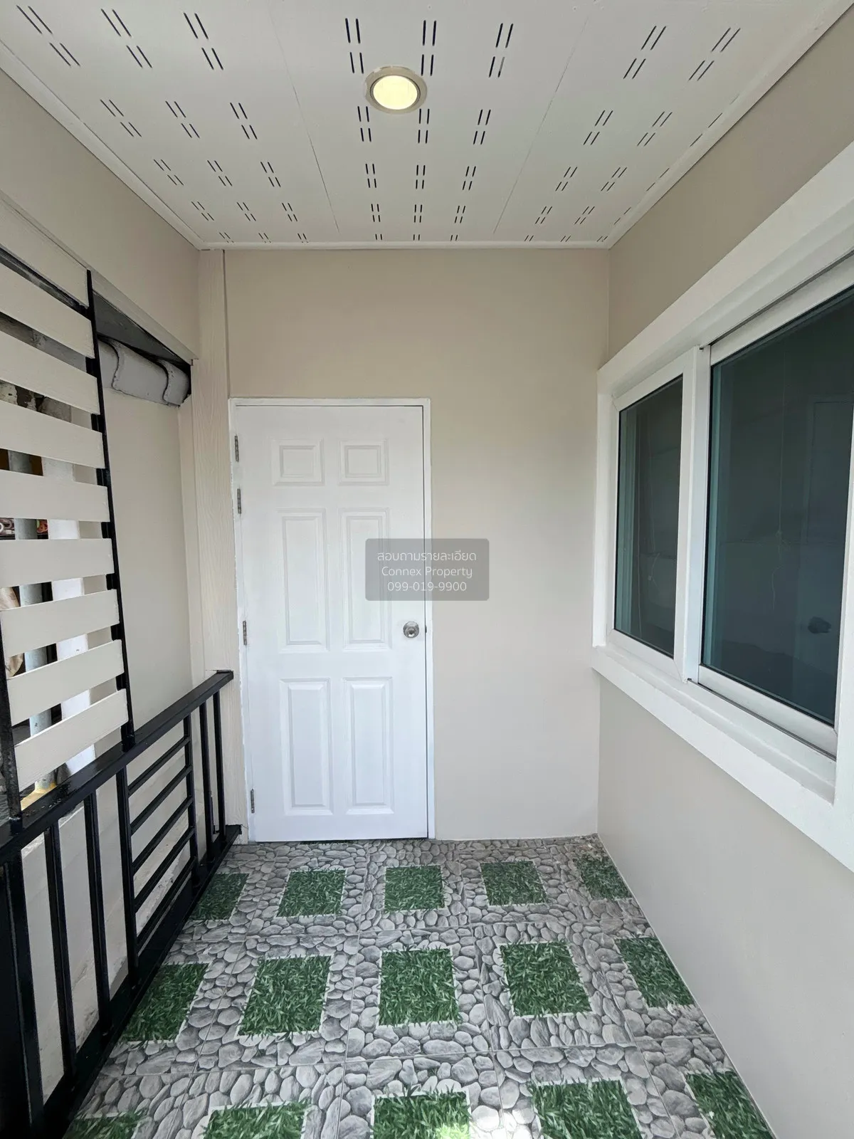 For Rent Townhouse/Townhome  , Rattanathani , Bang Kaeo , Bang Ph