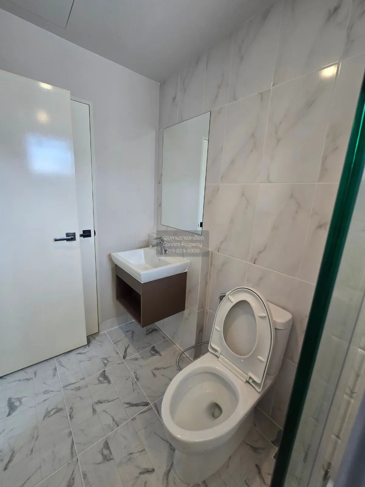 For Sale Townhouse/Townhome  , Baan Klang Muang Srinakarin-Onnut 