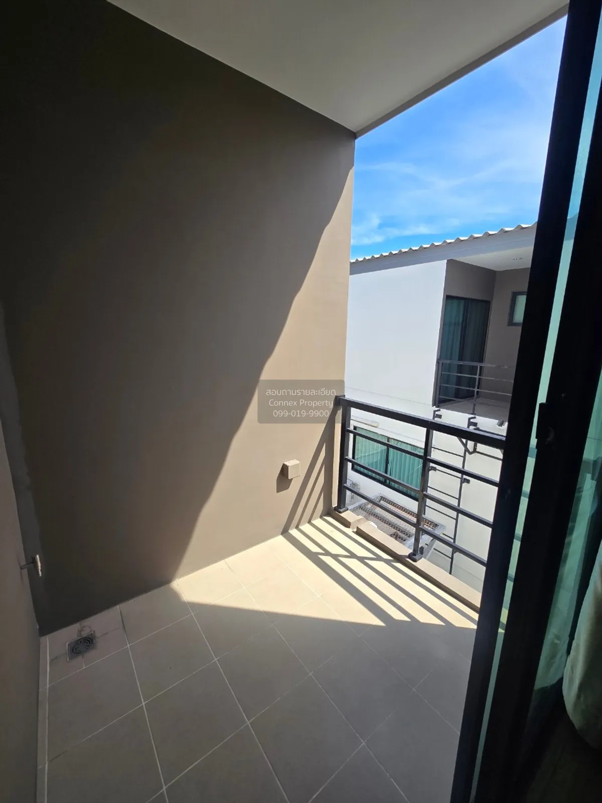 For Sale Townhouse/Townhome  , Baan Klang Muang Srinakarin-Onnut 