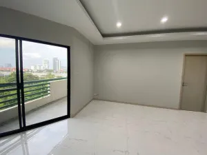 For Sale Condo , Rama VI Mansion , high floor , corner unit , newly renovated , Bang O , Bang Phlat , Bangkok , CX-138560