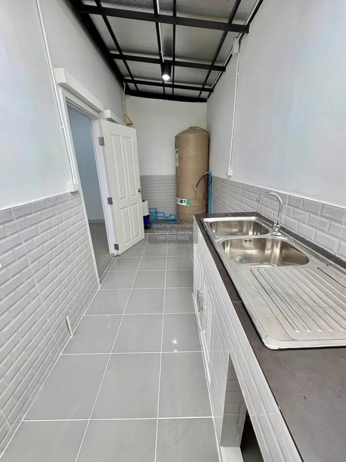 ขายทาวน์เฮ้าส์/ทาวน์โฮม  ไลโอ อีลิท วัชรพล - สายไหม BTS-คูคต สายไ