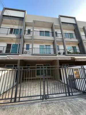 For Rent Townhouse/Townhome  , Baan Klang Muang Suanluang , Nong Bon , Prawet , Bangkok , CX-138606